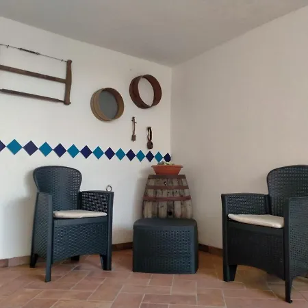 Barbaricino Iun F1442 לינה וארוחת בוקר